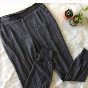 Guess jogging pants.
